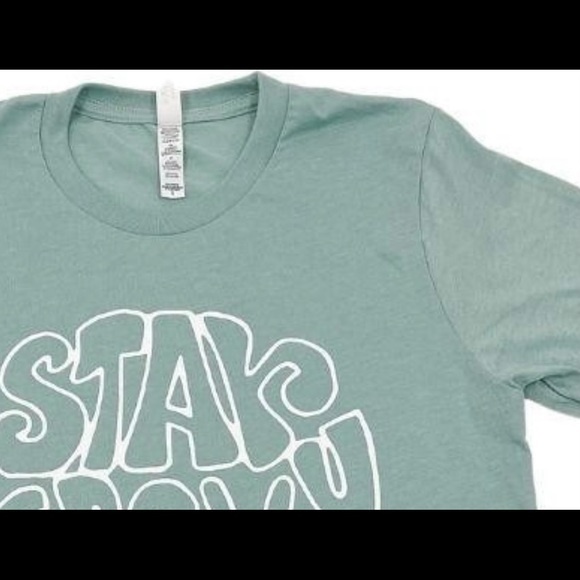 Stay Groovy Graphic Tee.  pretty tee - Picture 2 of 8